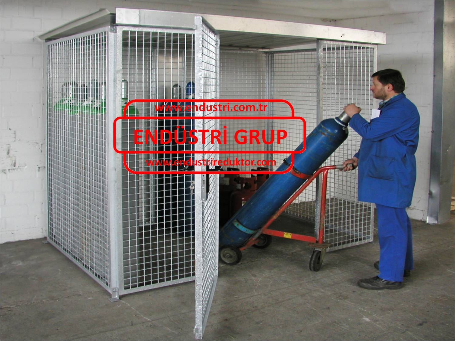 basincli-tup-gaz-aeresol-oksijen-azot-propan-depolama-stoklama-alani-deposu-dolabi-sistemi-kasasi-odasi-kabini
